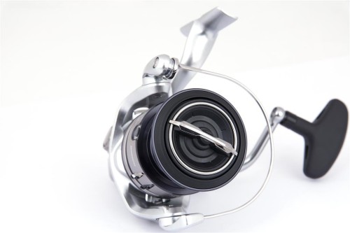 Shimano_koowrotek_Stradic_FL_2
